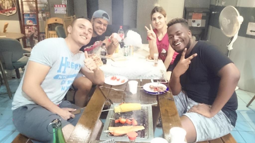 Family & Bakpak Tokyo Hostel Exterior photo